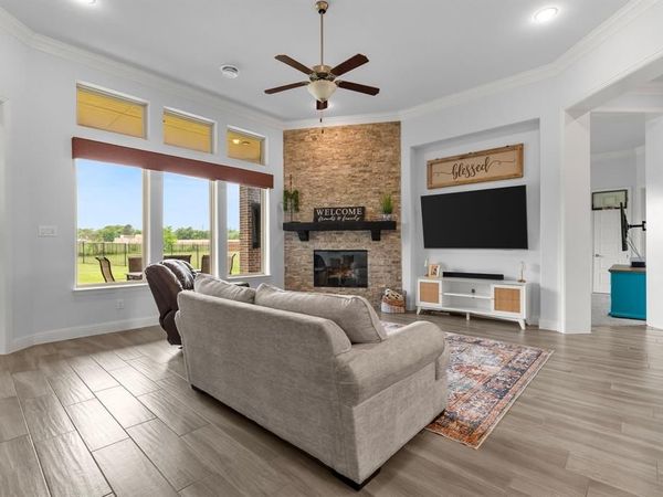 953 Prairie Timber Road, Burleson, TX 76028