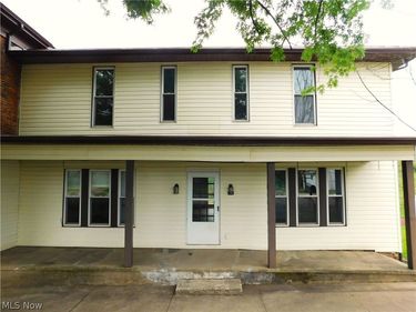 211 Main Pike Street, Quaker City, OH 43773