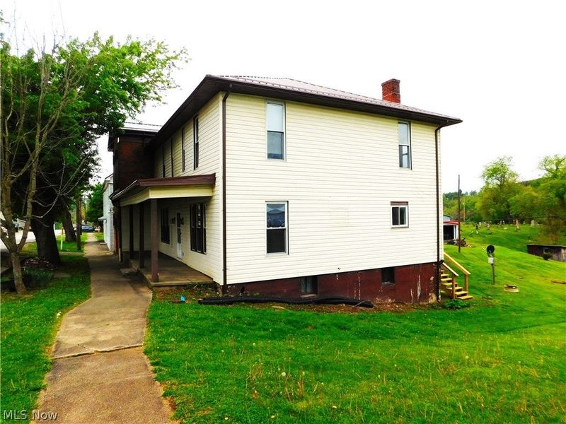 211 Main Pike Street, Quaker City, OH 43773 Photo 2