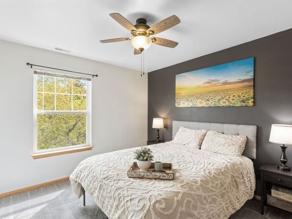 77 Johnson Court , North Aurora, IL 60542