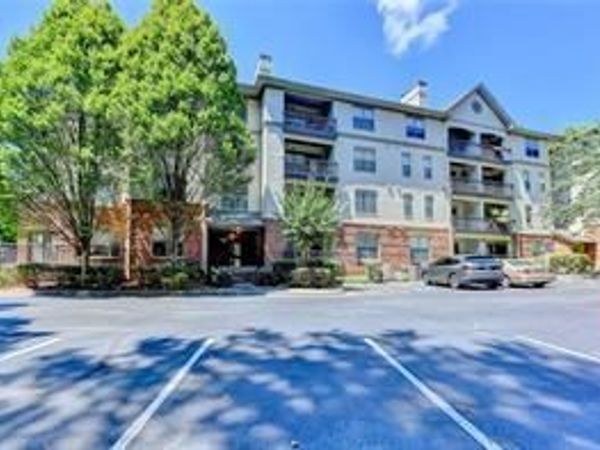 5559 Glendridge Dr , Unit 1409, Atlanta, GA 30342