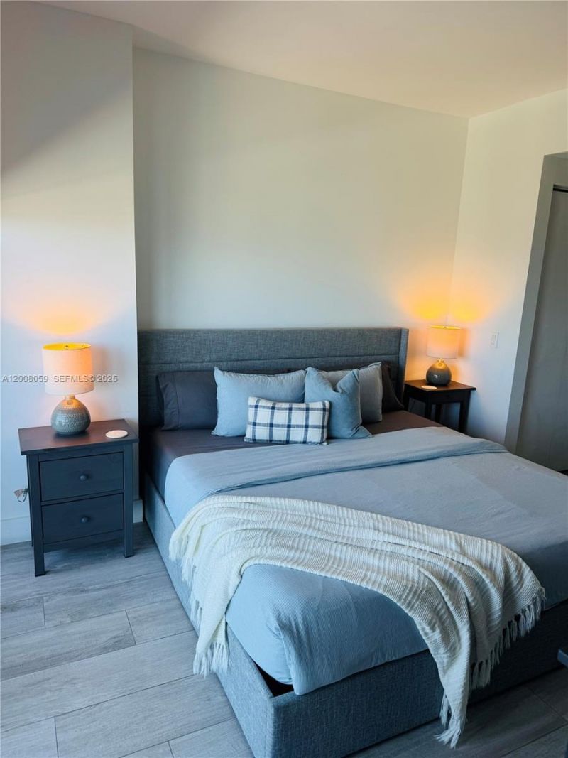 121 NE 34th St , Unit 2705, Miami, FL 33137 Photo