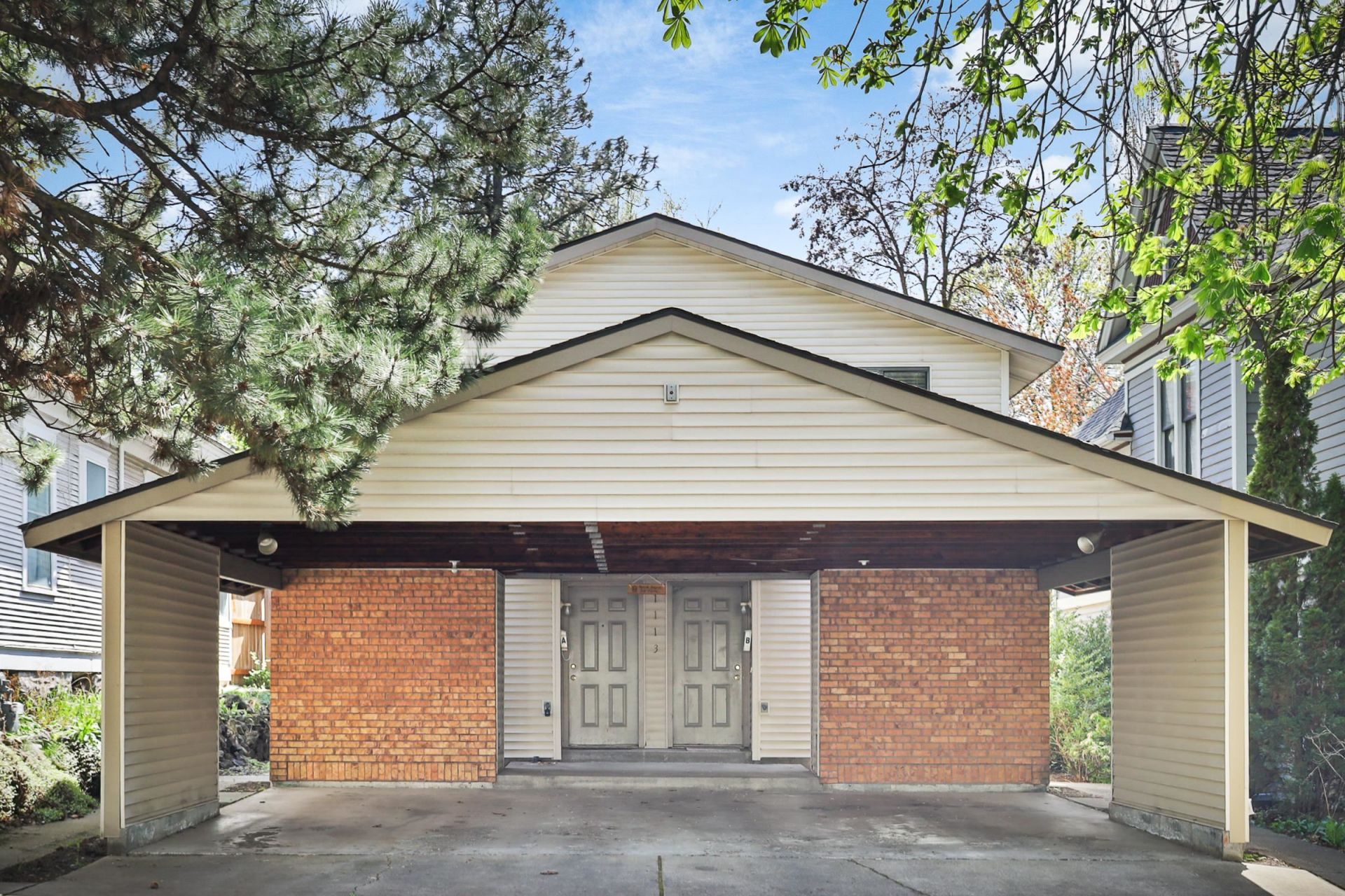 1113 W 10th Ave, Spokane, WA 99203 Main Photo