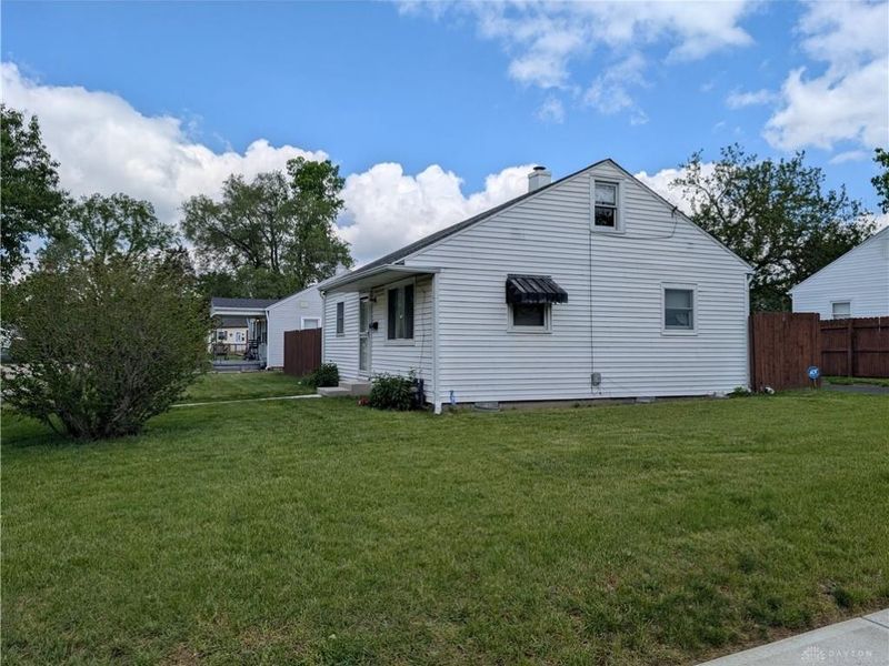 102 Allen Place, West Carrollton, OH 45449 Photo 3