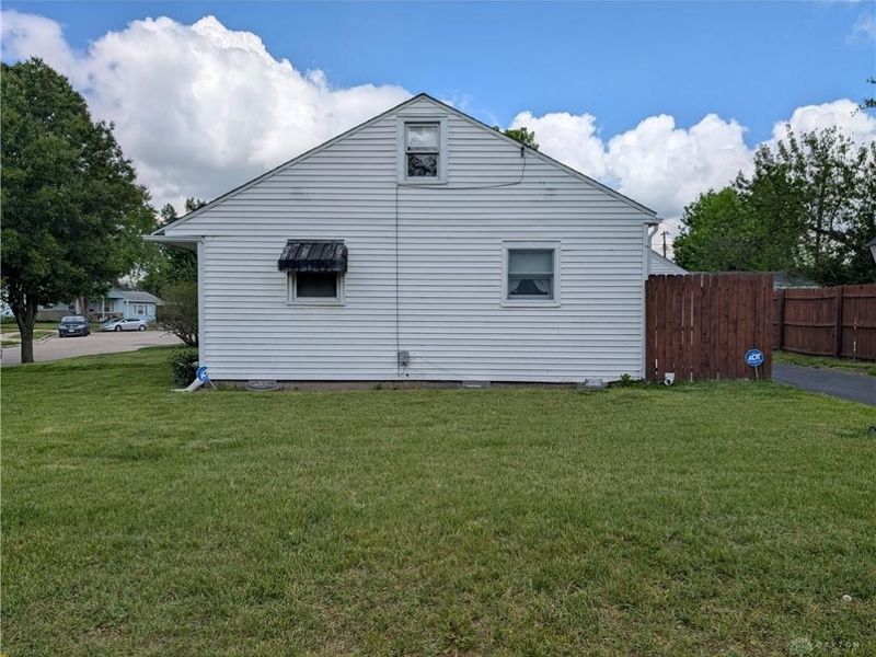 102 Allen Place, West Carrollton, OH 45449 Photo 4