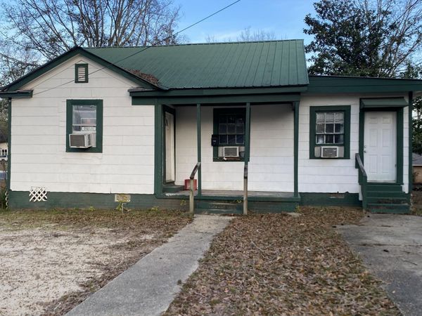 704 Woodland, Hattiesburg, MS 39401