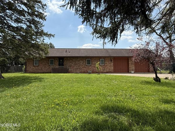 605 Custer Drive , Toledo, OH 43612