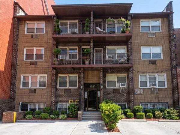 41-37 Parsons Boulevard , Flushing, NY 11355
