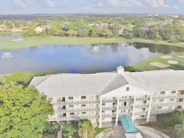 3521 Village Boulevard, Unit 103, West Palm Beach, FL 33409