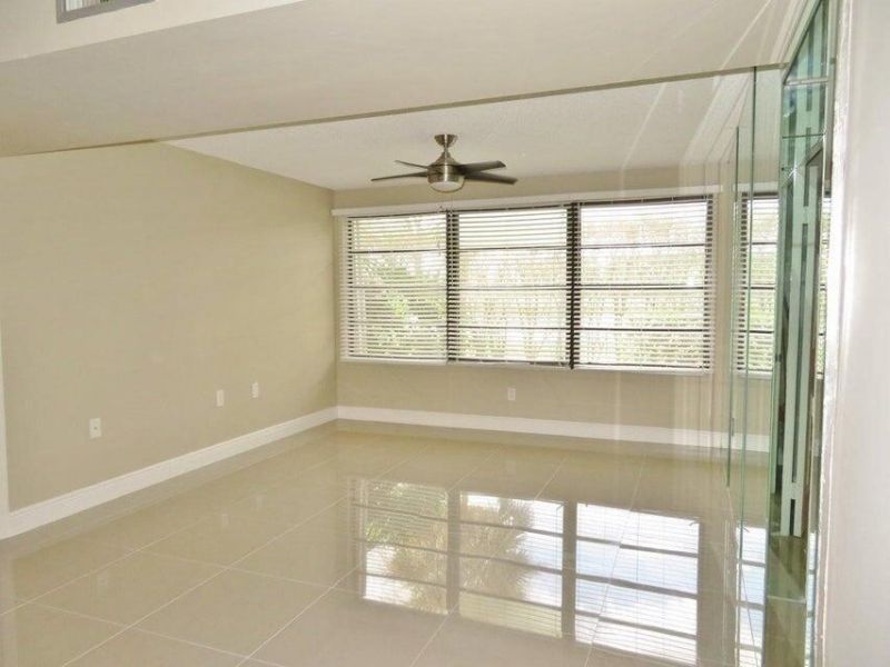 3521 Village Boulevard, Unit 103, West Palm Beach, FL 33409 Photo