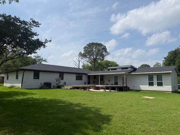 436 Degan Avenue , Lewisville, TX 75057