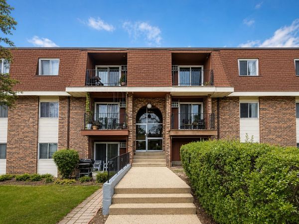 1160 VALLEY Lane , Unit 205, Hoffman Estates, IL 60169