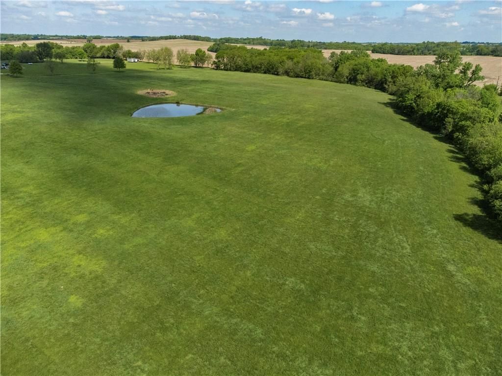 30500 E Us-24 Highway, Buckner, MO 64016 Main Photo