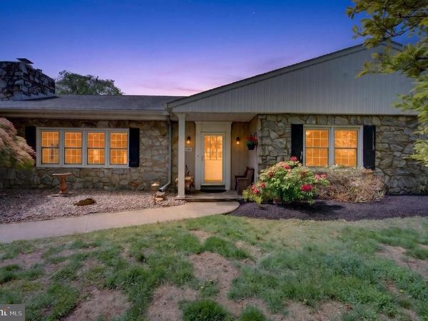 300 SANATOGA ROAD , POTTSTOWN, PA 19465