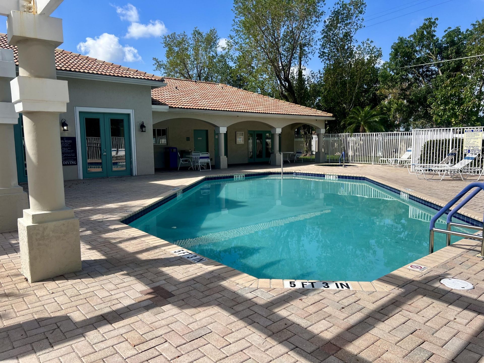 7801 S Aragon Boulevard, Unit 4, Sunrise, FL 33322 Photo