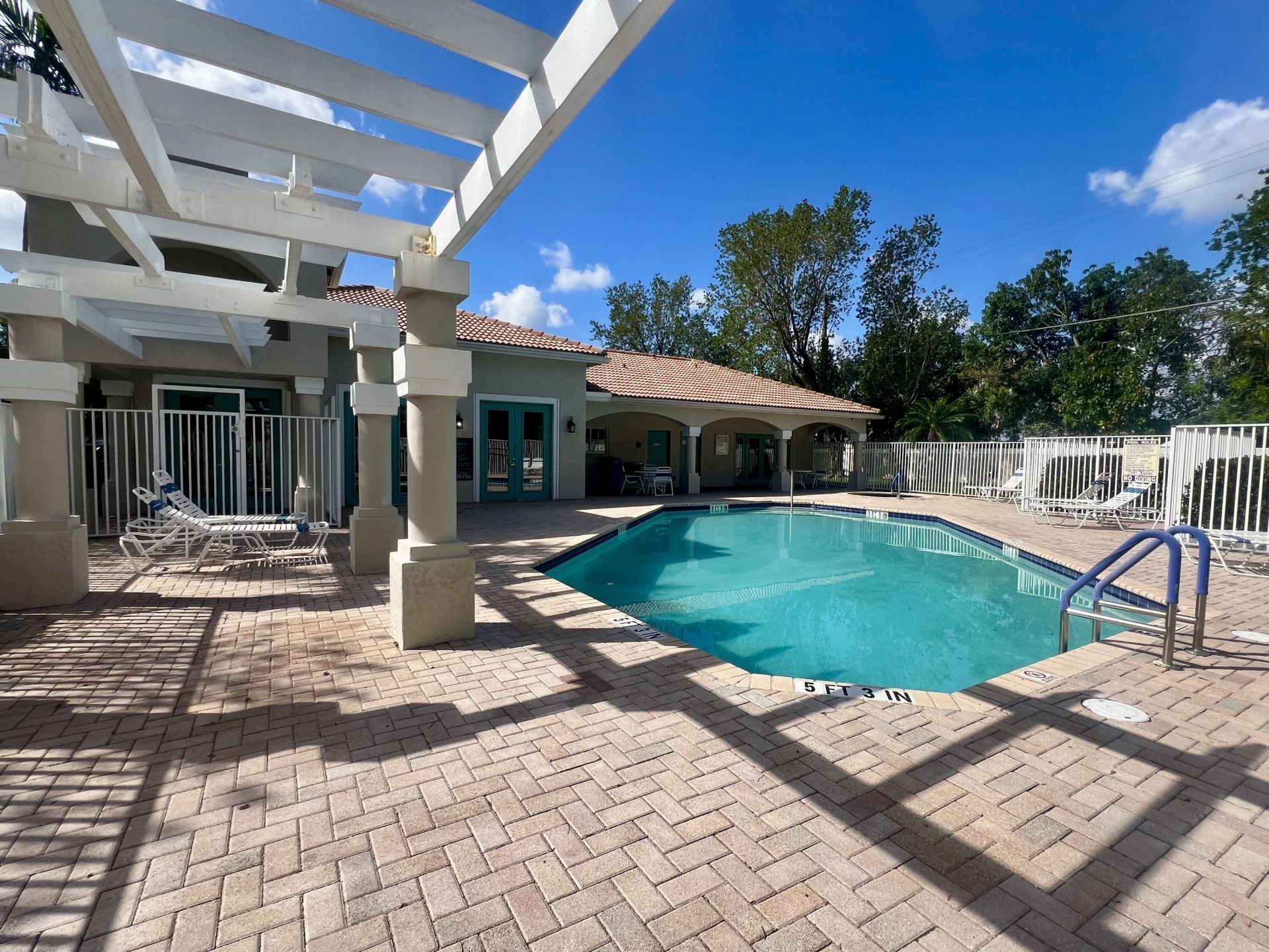 7801 S Aragon Boulevard, Unit 4, Sunrise, FL 33322 Photo