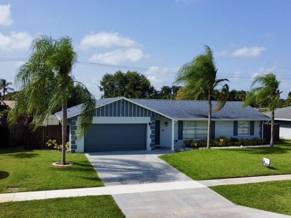 1381 Wyndcliff, Wellington, FL 33414
