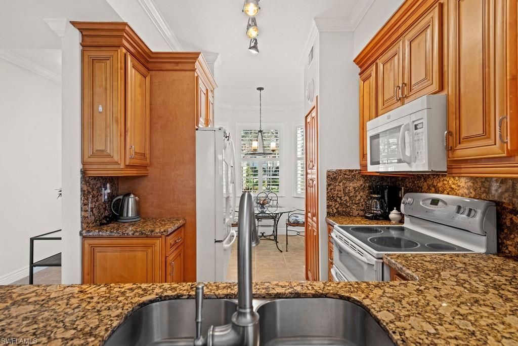 2295 Carrington Ct, Unit 1-101, Naples, FL 34109 Photo