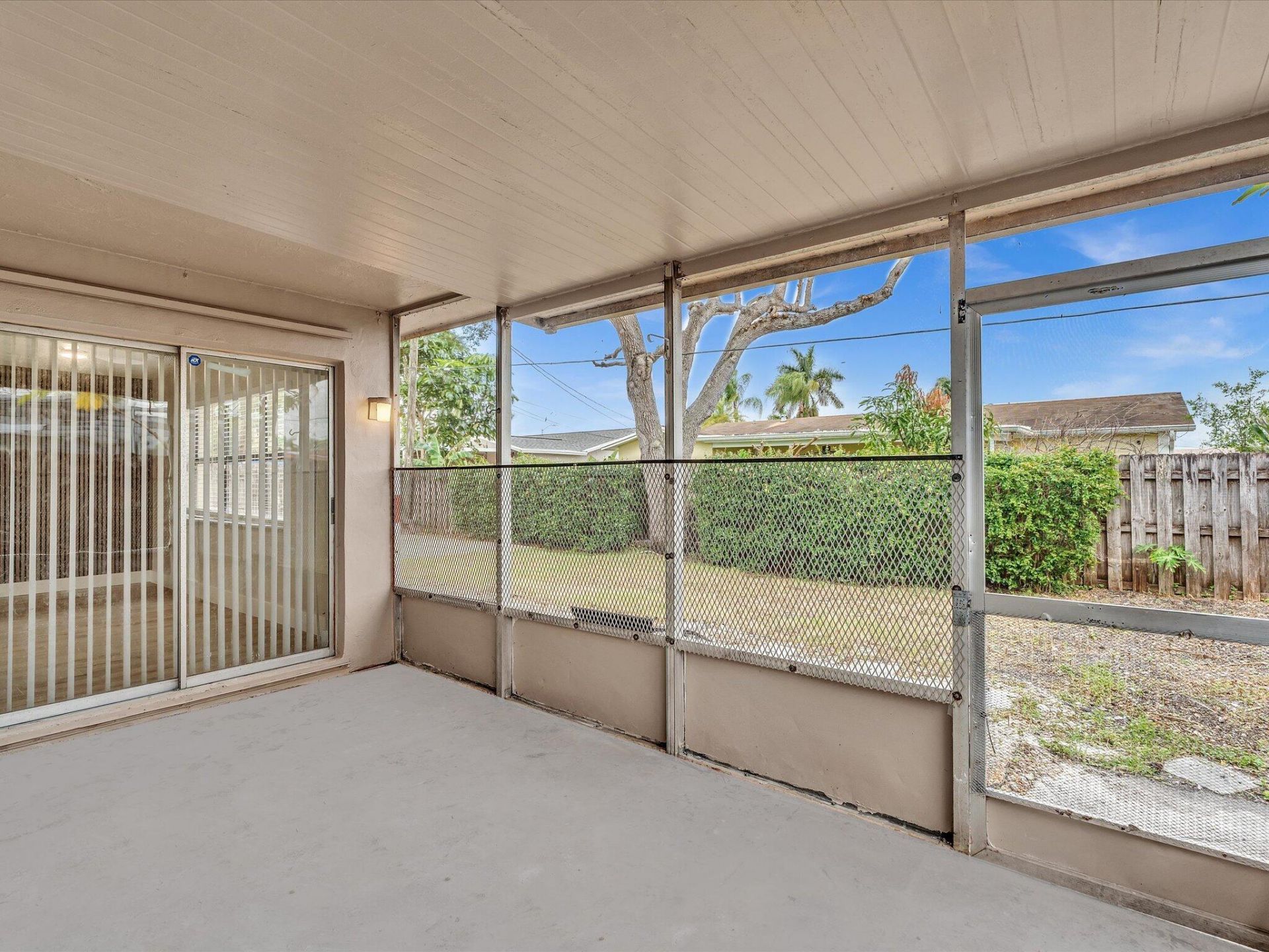 10691 NW 28th Street, Sunrise, FL 33322 Photo