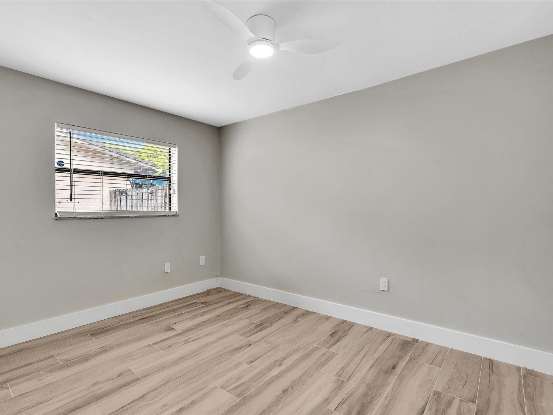 10691 NW 28th Street, Sunrise, FL 33322 Photo