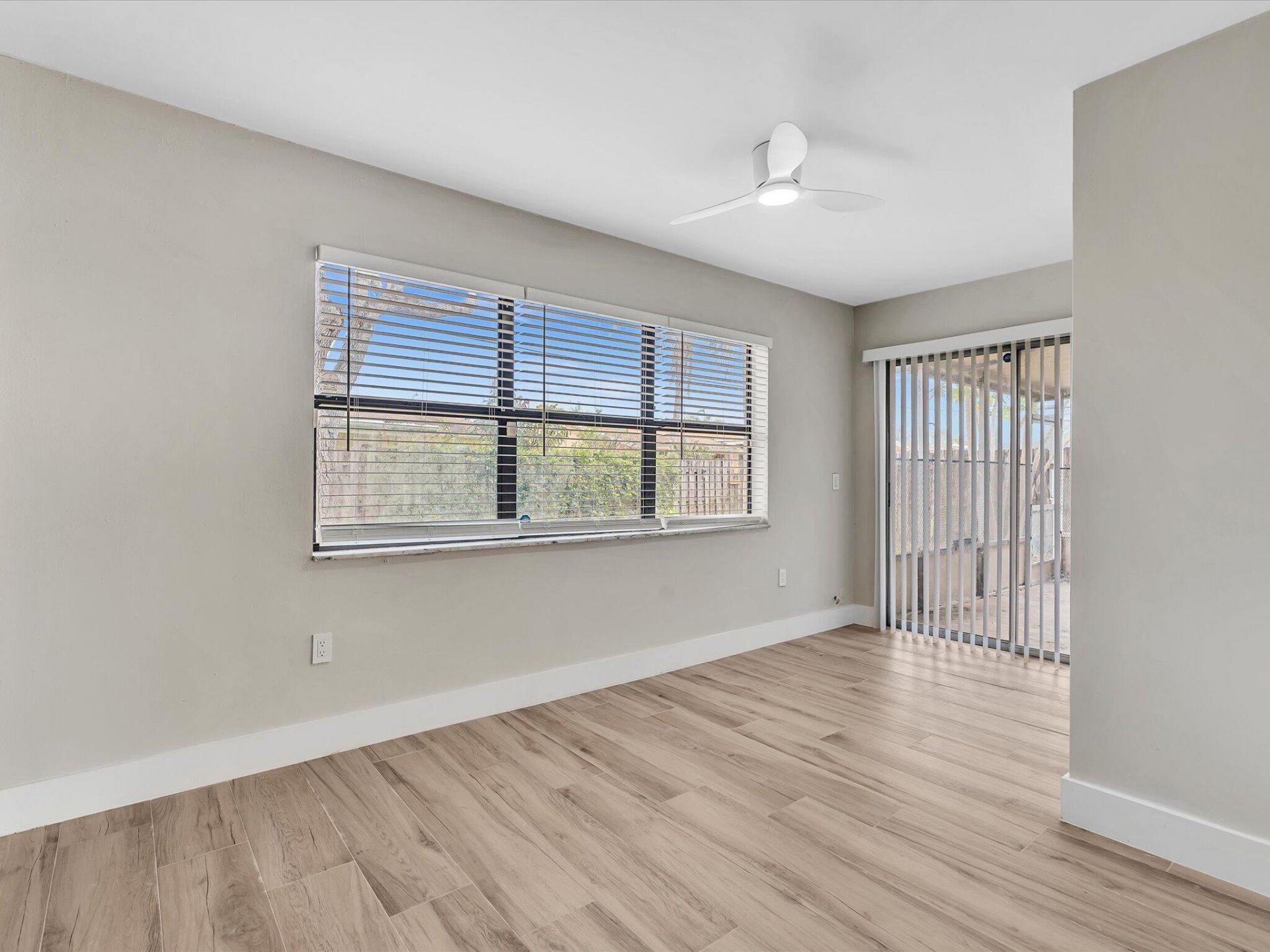 10691 NW 28th Street, Sunrise, FL 33322 Photo