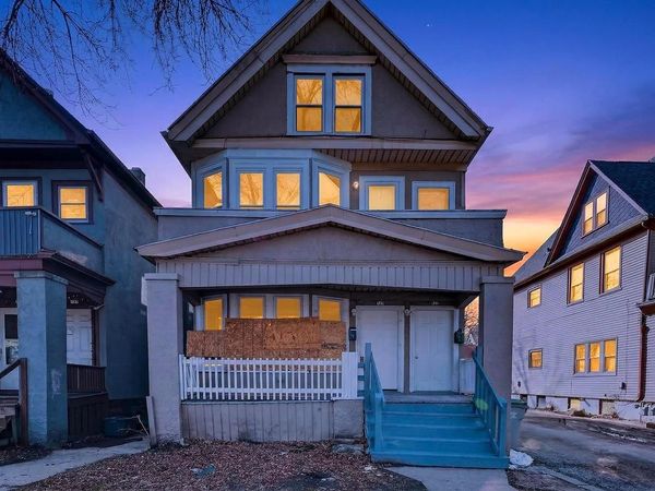 741 S 21st STREET, Milwaukee, WI 53204