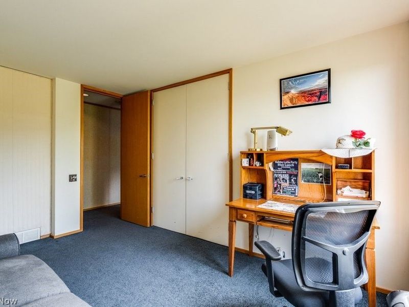 5200 Three Village Drive, Unit 3-DF, Lyndhurst, OH 44124 Photo 25