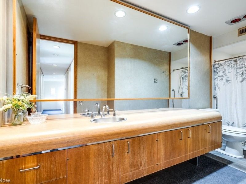 5200 Three Village Drive, Unit 3-DF, Lyndhurst, OH 44124 Photo 26