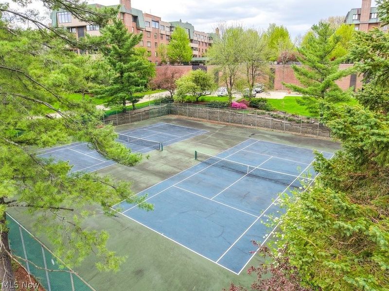 5200 Three Village Drive, Unit 3-DF, Lyndhurst, OH 44124 Photo 35