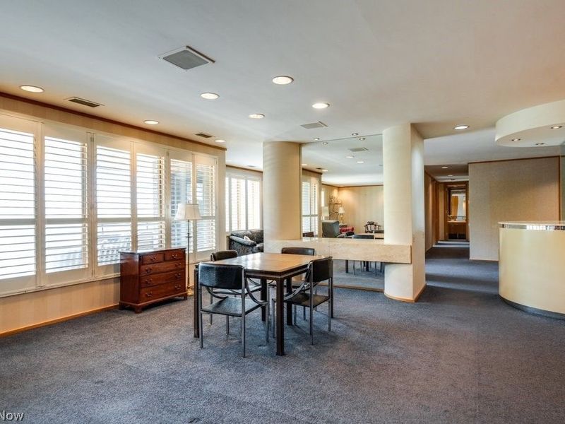 5200 Three Village Drive, Unit 3-DF, Lyndhurst, OH 44124 Photo 5