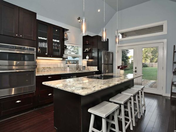 521 DAWSON ST, San Antonio, TX 78202