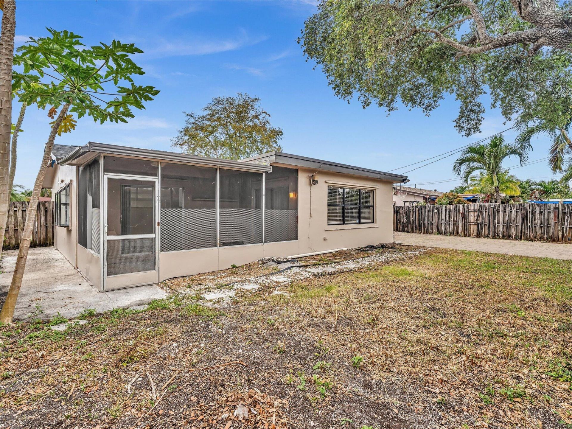 10691 NW 28th Street, Sunrise, FL 33322 Photo