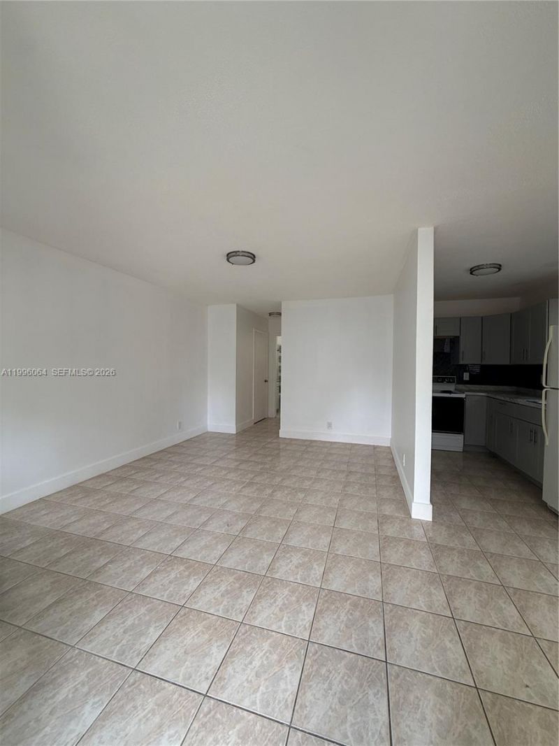 6071 SW 33rd St , Unit 1, Miramar, FL 33023 Photo