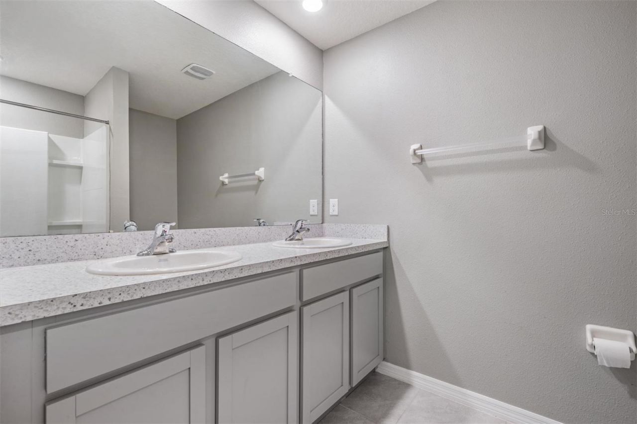 38400 Sonnet Landing Avenue, Zephyrhills, FL 33540 Photo