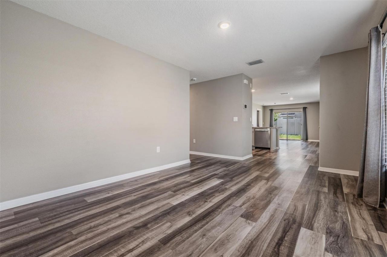38400 Sonnet Landing Avenue, Zephyrhills, FL 33540 Photo