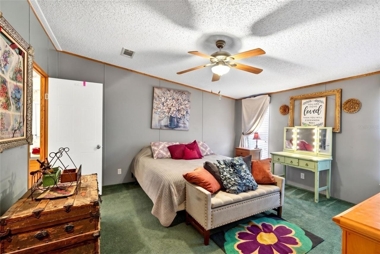 9190 NE 144th Terrace , Silver Springs, FL 34488 Photo