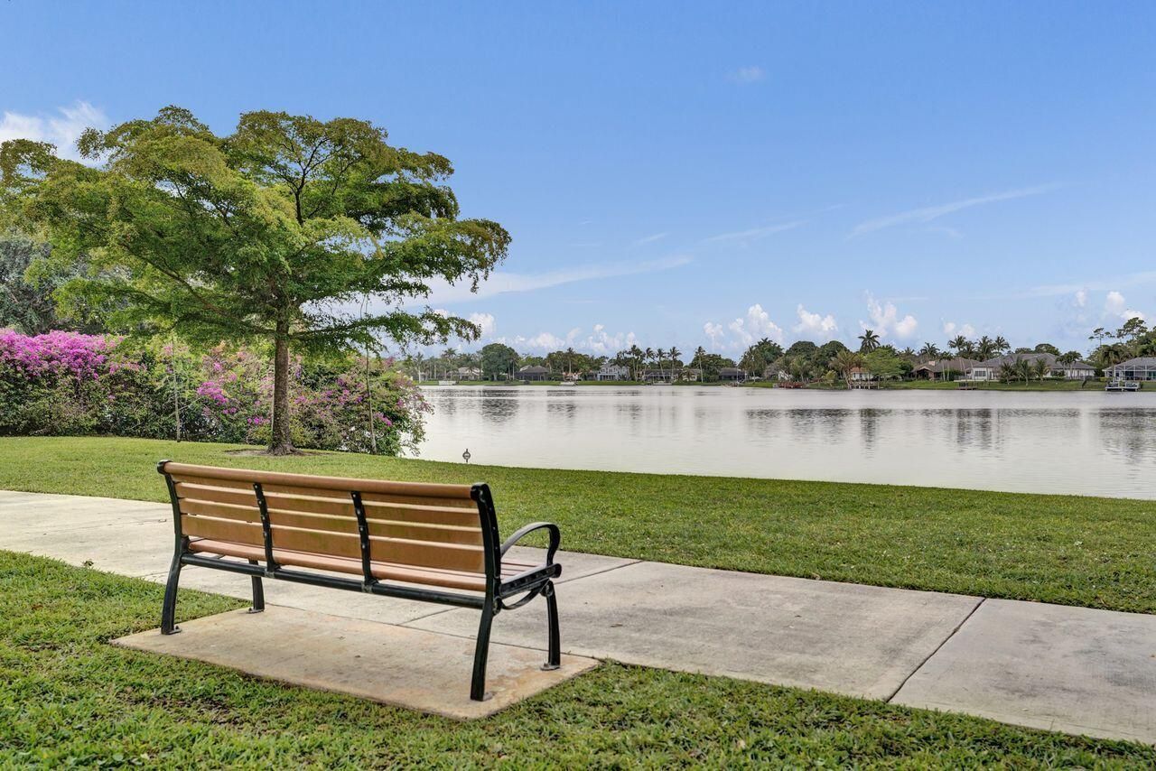 1283 Barnstaple Circle, Wellington, FL 33414 Photo