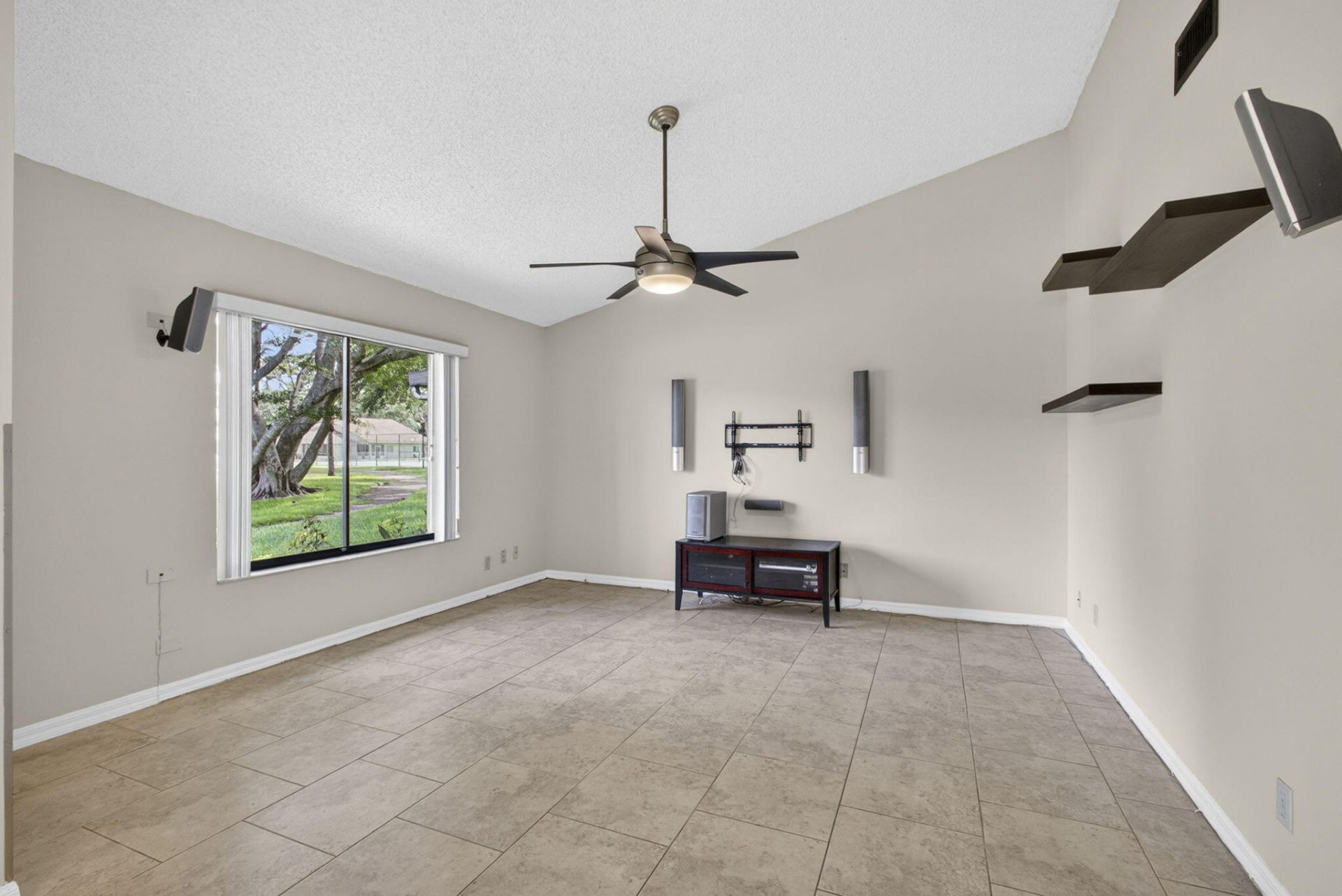 1101 Maplewood Drive, Greenacres, FL 33415 Photo