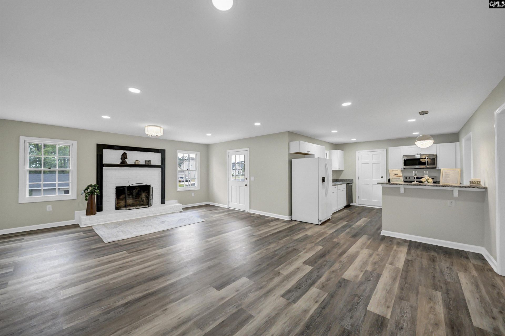 330 Bel Air Drive  Photo 13