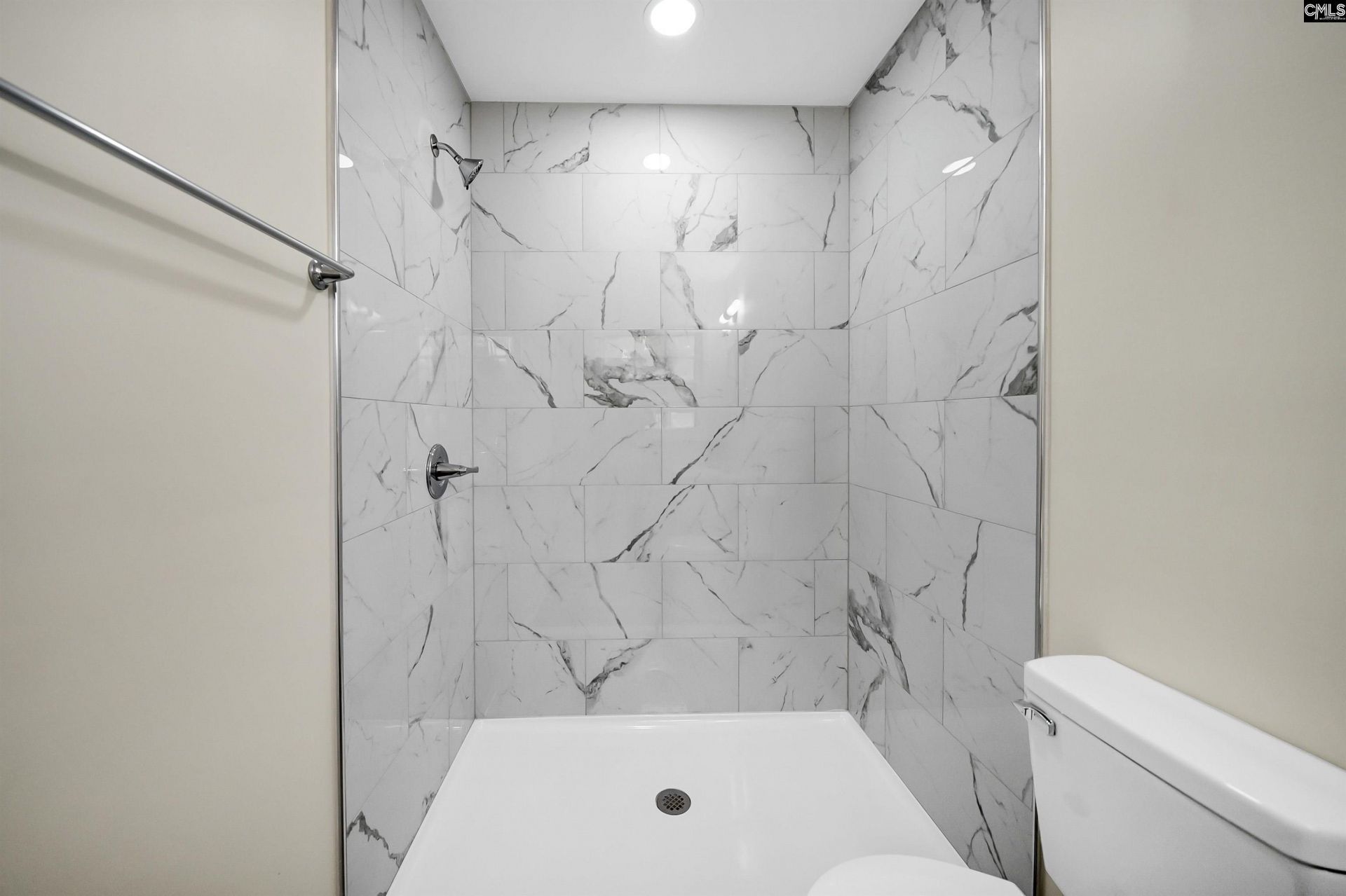 330 Bel Air Drive  Photo 14