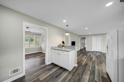 330 Bel Air Drive  photo 4