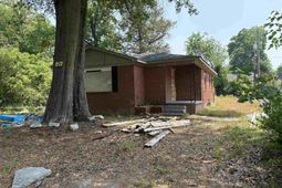 1321 Lotus Street  photo 4