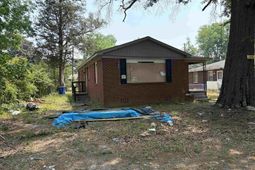 1321 Lotus Street  photo 4