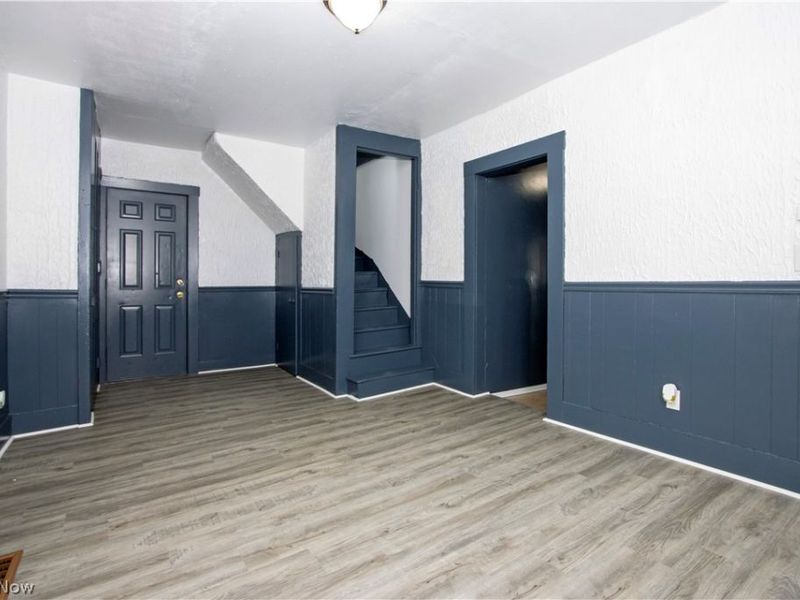 307 S Main Street , Orrville, OH 44667 Photo 10