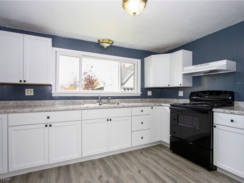 307 S Main Street , Orrville, OH 44667 Photo 14