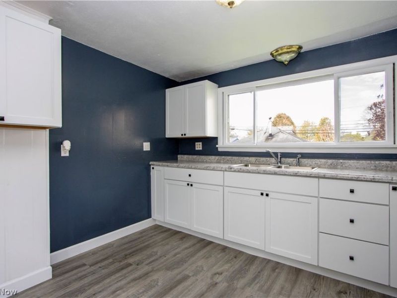 307 S Main Street , Orrville, OH 44667 Photo 16