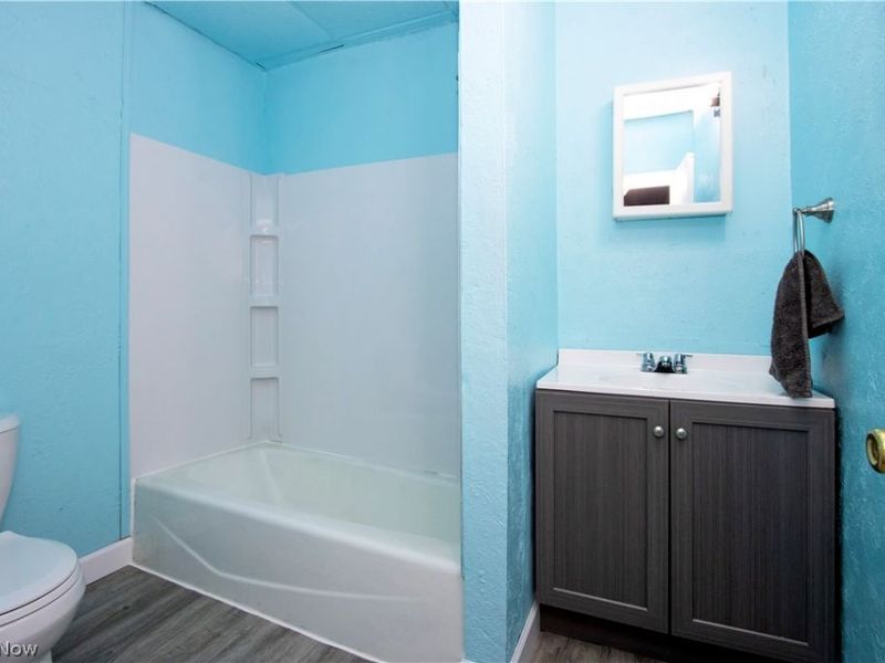 307 S Main Street , Orrville, OH 44667 Photo 17