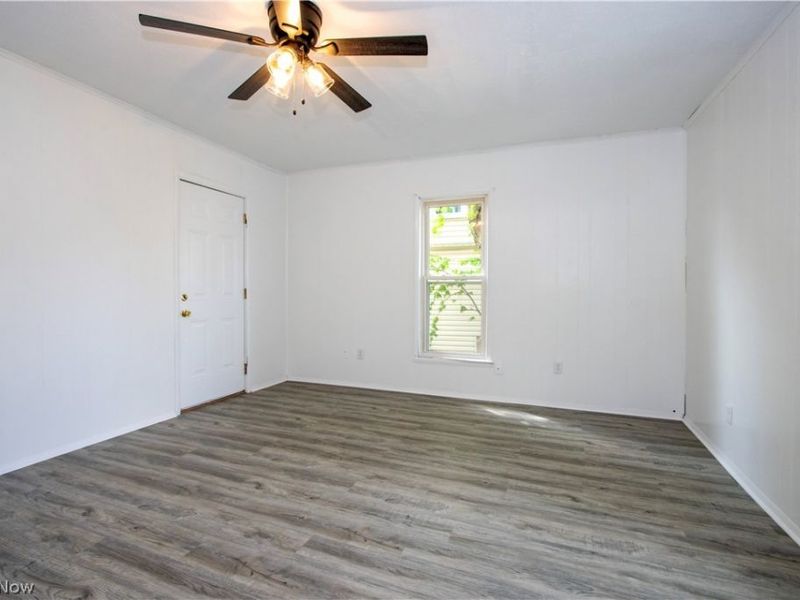 307 S Main Street , Orrville, OH 44667 Photo 24