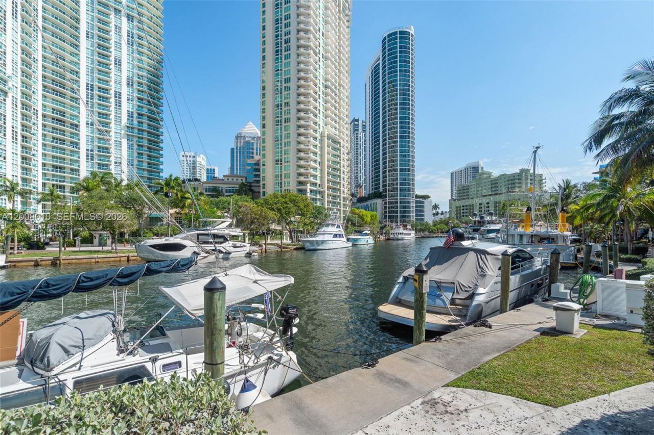 520 SE 5th Ave , Unit 2209, Fort Lauderdale, FL 33301 Photo
