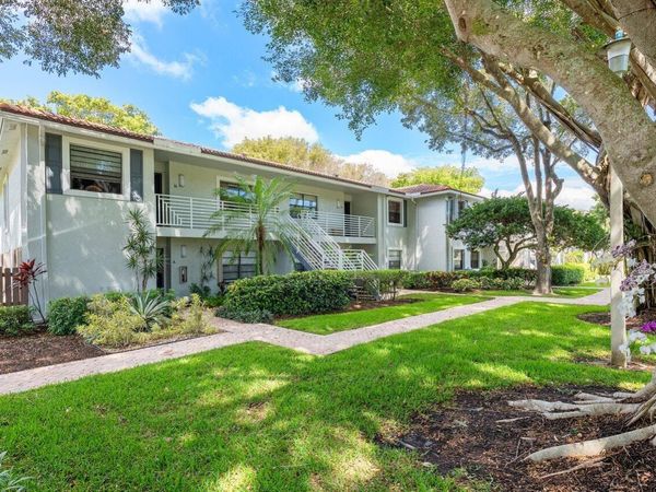 7 Southport Lane, Unit E, Boynton Beach, FL 33436